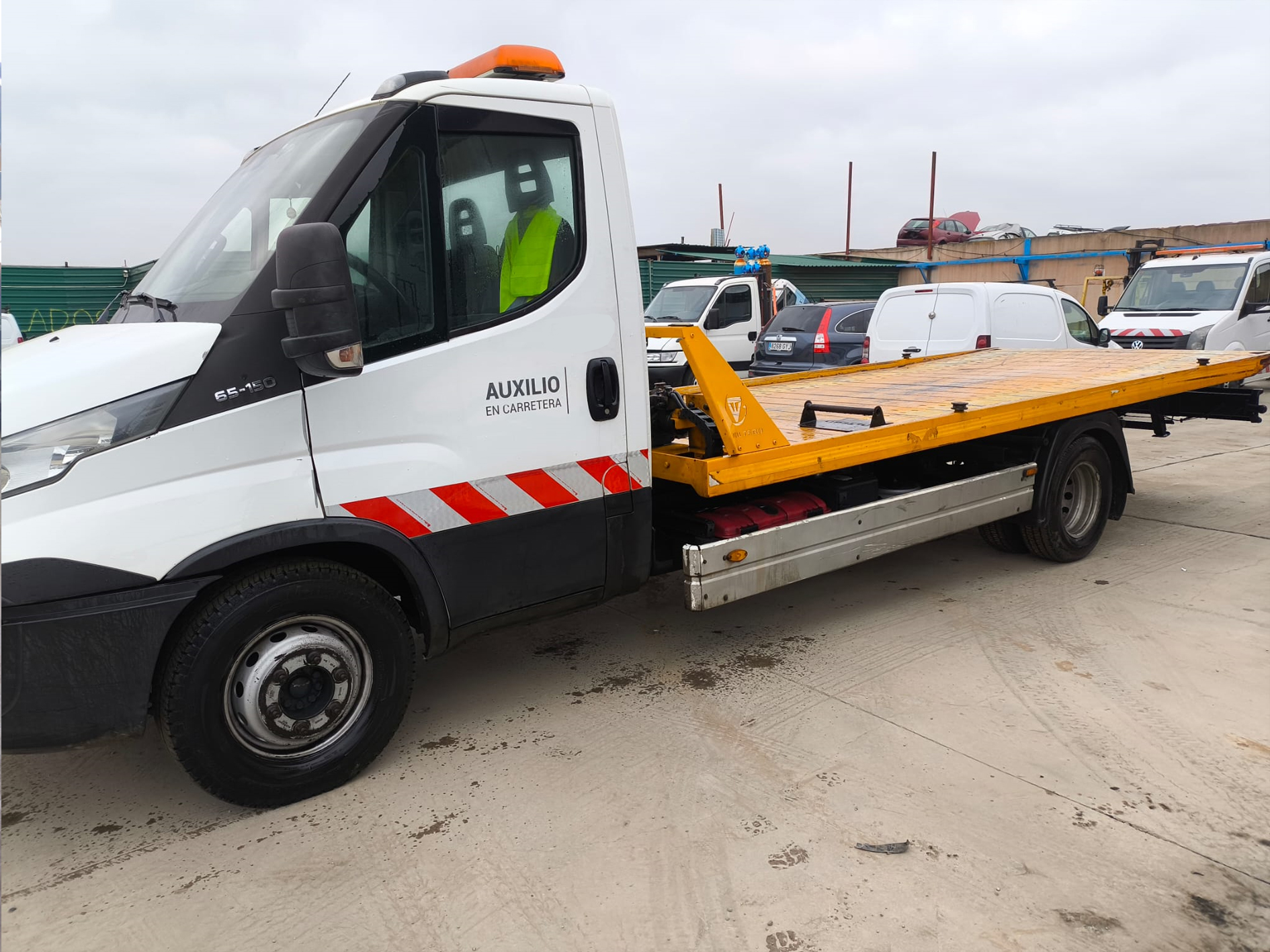 Grúa IVECO DAILY